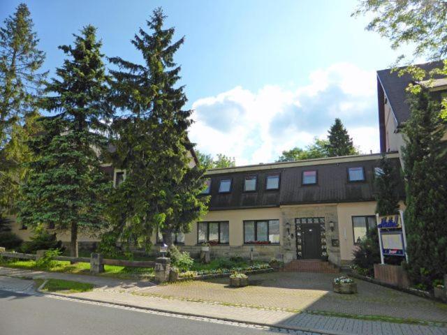 Familien-Hotel Am Traenkbachtal Frauenwald Exterior foto